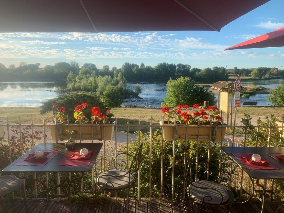 Logis Hotel Le Relais Louis XI Мён-сюр-Луар Экстерьер фото