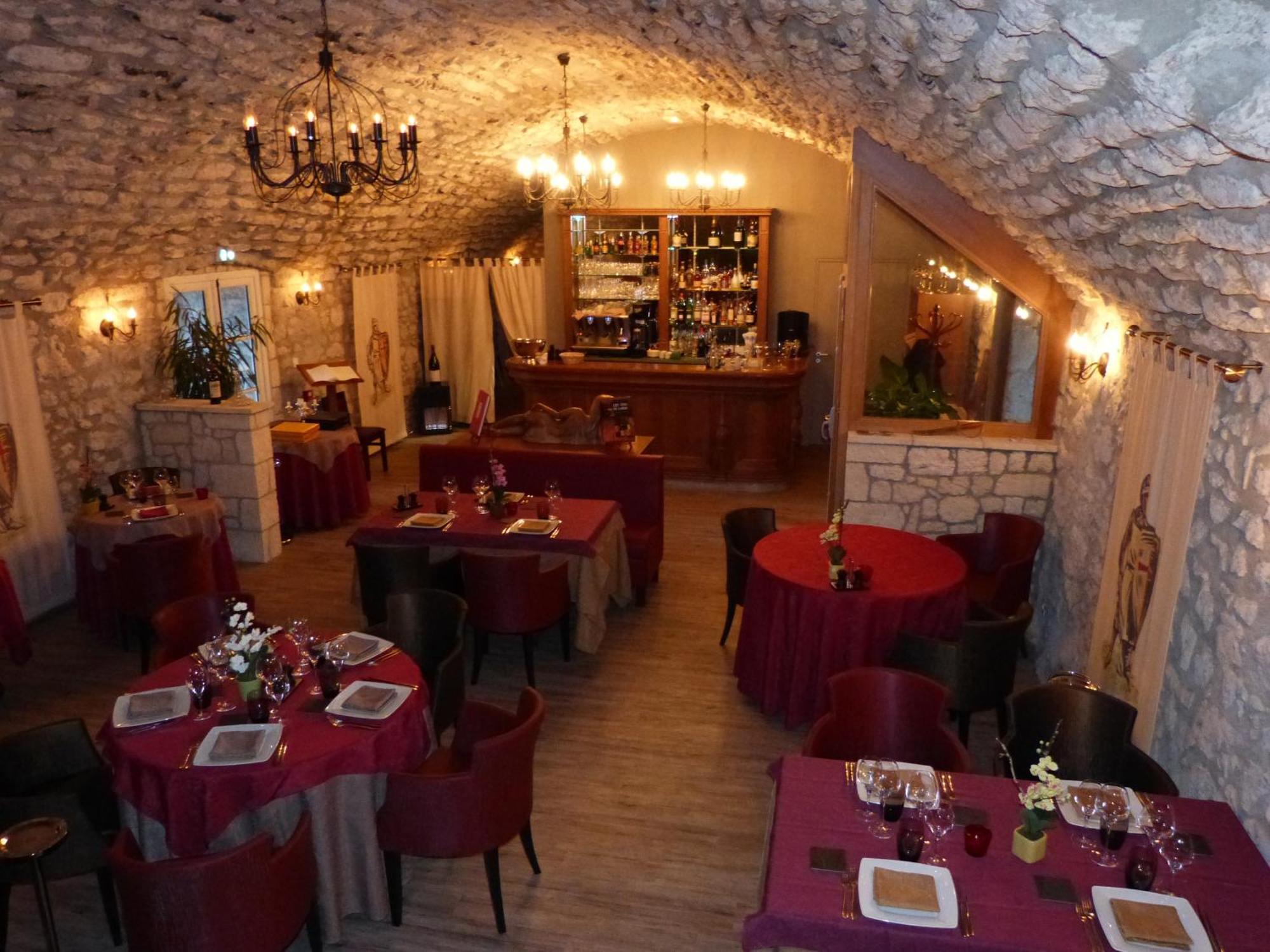 Logis Hotel Le Relais Louis XI Мён-сюр-Луар Экстерьер фото