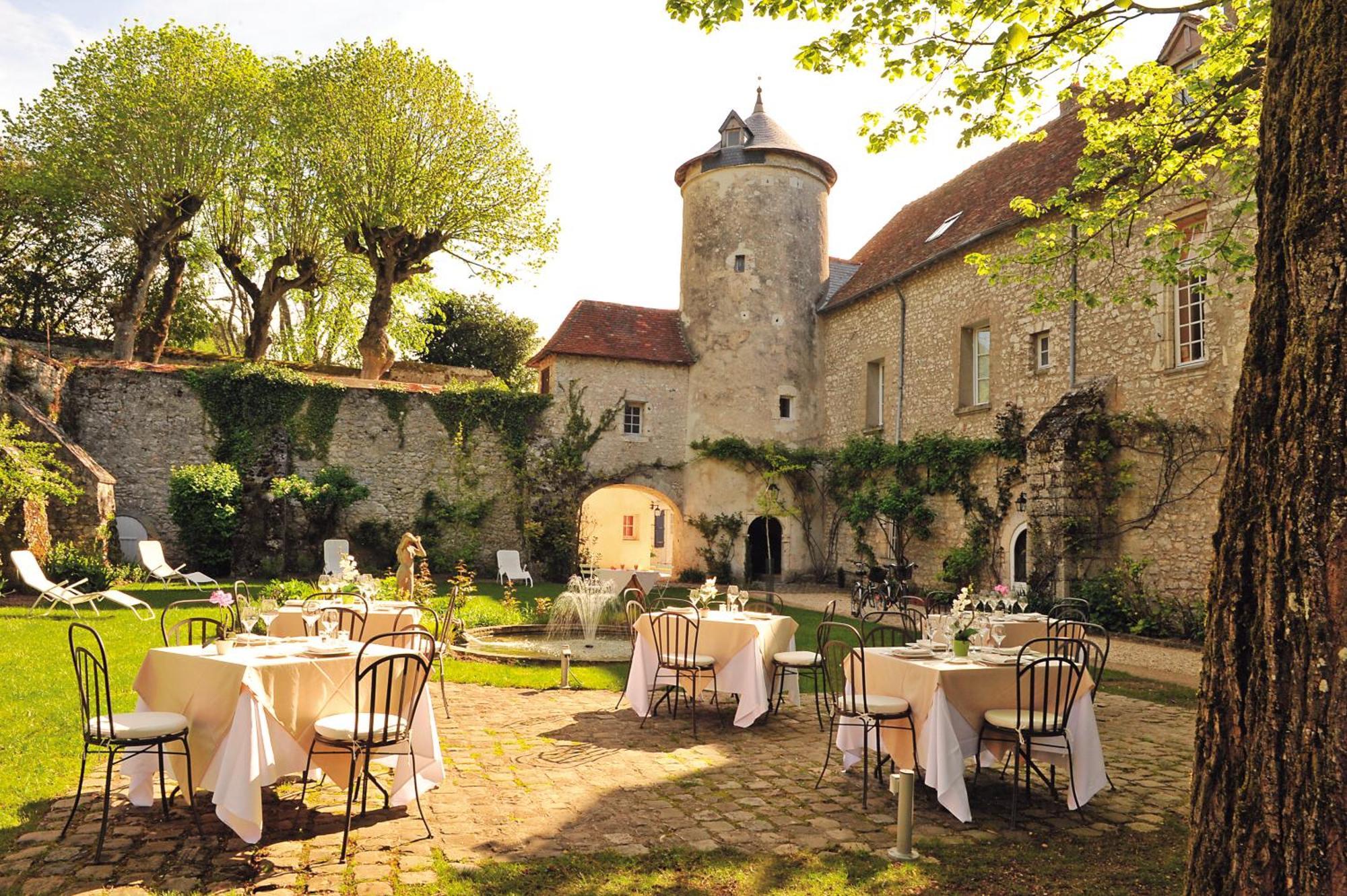 Logis Hotel Le Relais Louis XI Мён-сюр-Луар Экстерьер фото