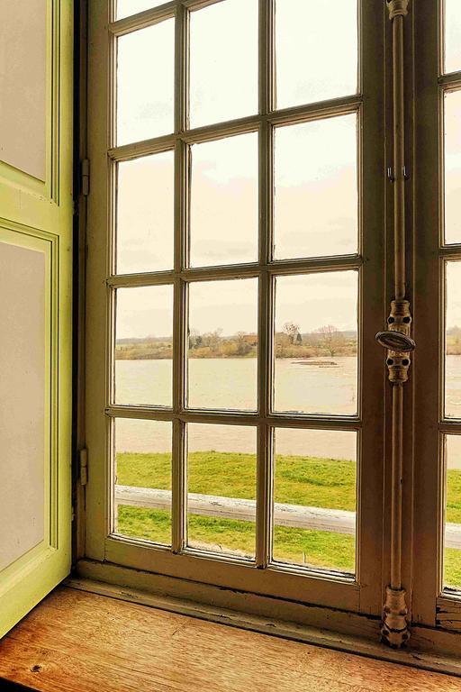 Logis Hotel Le Relais Louis XI Мён-сюр-Луар Экстерьер фото